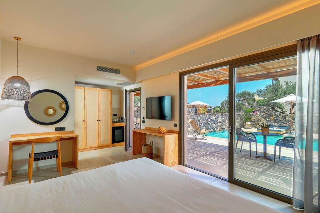 HER_86623_Sentido_Amounda_Bay_1123_22.jpg
