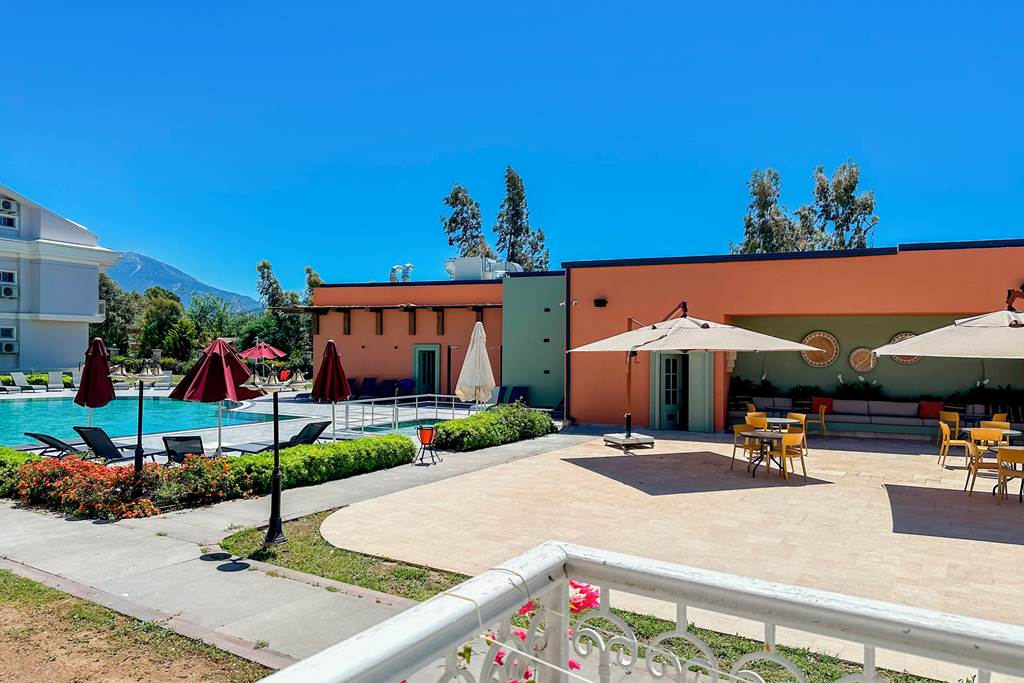 DLM_84663_Daphne_Residence_0125_01.jpg