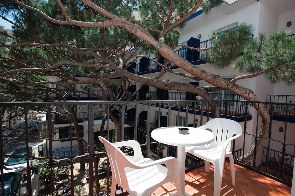 GRO_73463_Els_Pins_Hotel_0716_25.jpg
