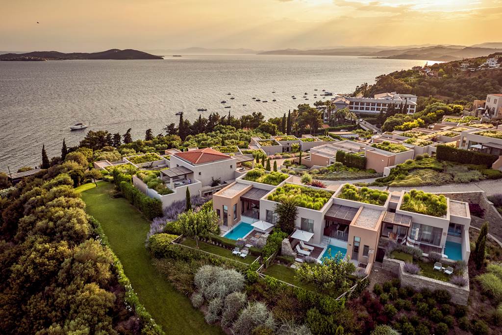 SKG_82137_Eagles_Villas_0125_01.jpg