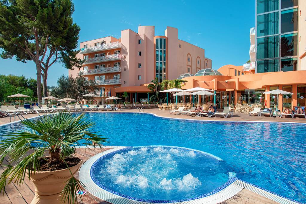 PMI_85484_Ona_Palmira_Suites_0824_14.jpg