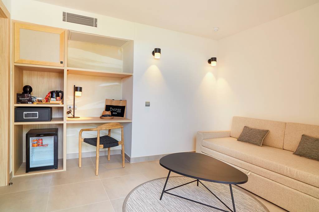 IBZ_70451_Invisa_Figueral_Resort_0724_23.jpg