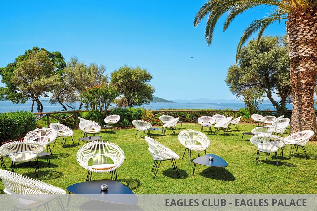 SKG_82137_Eagles_VillAs_0123_45.jpg