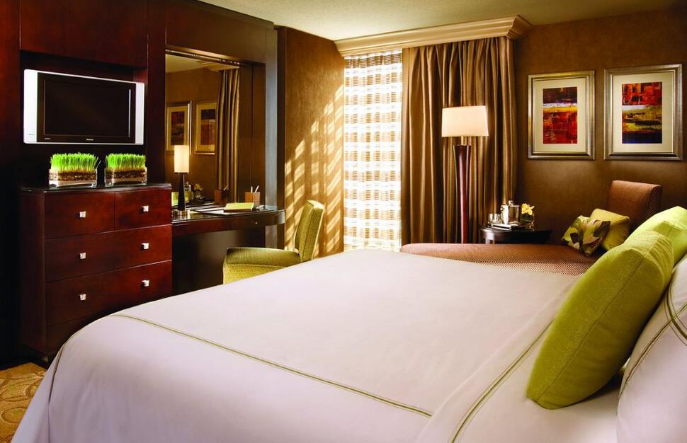 Treasure-Island-TI-Las-Vegas-Hotel-Casino-a-Radisson-Hotel-2.jpg
