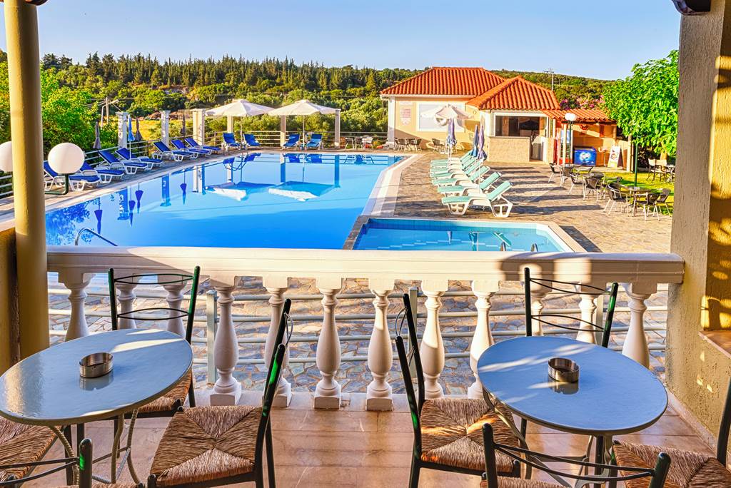 EFL_73497_Ionis_Hotel_0819_04.jpg