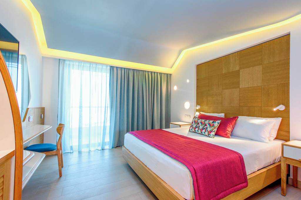 HER_83204_Lyttos_Mare_Exclusive_Resort_0123_14.jpg