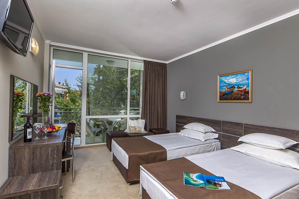 BOJ_82506_Sentido_Neptun_Beach_0121_01.jpg