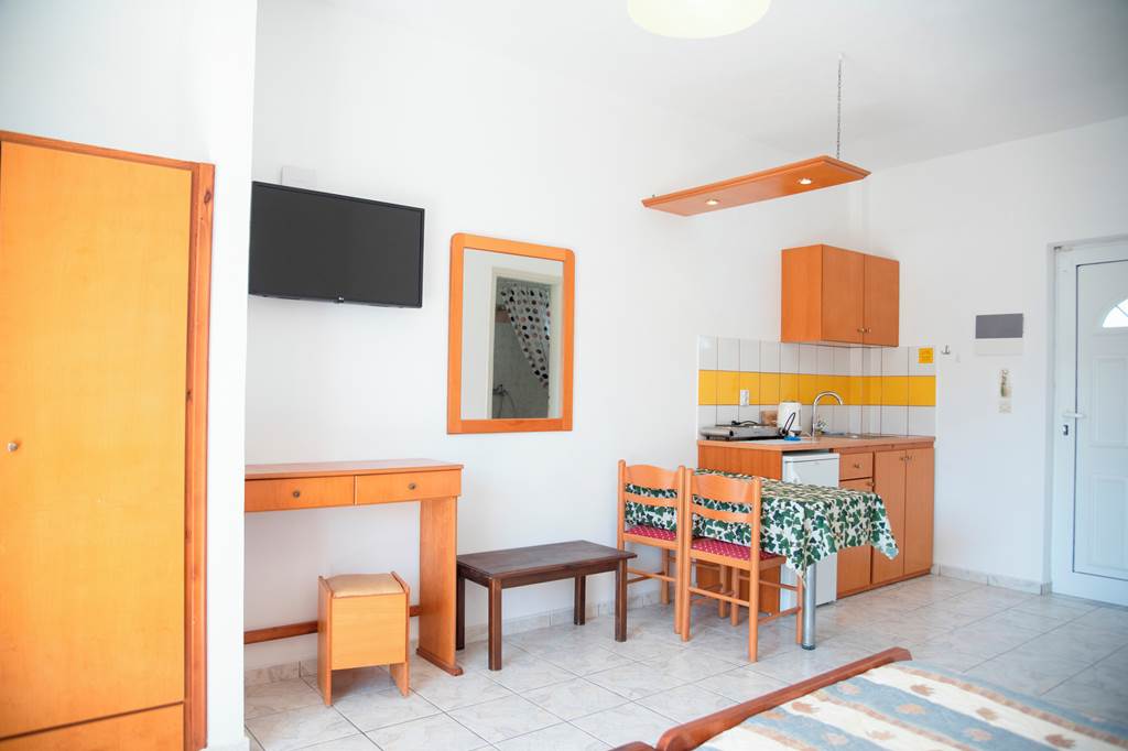KGS_84021_Artemis_&_Katherina_Apartments_0223_02.jpg