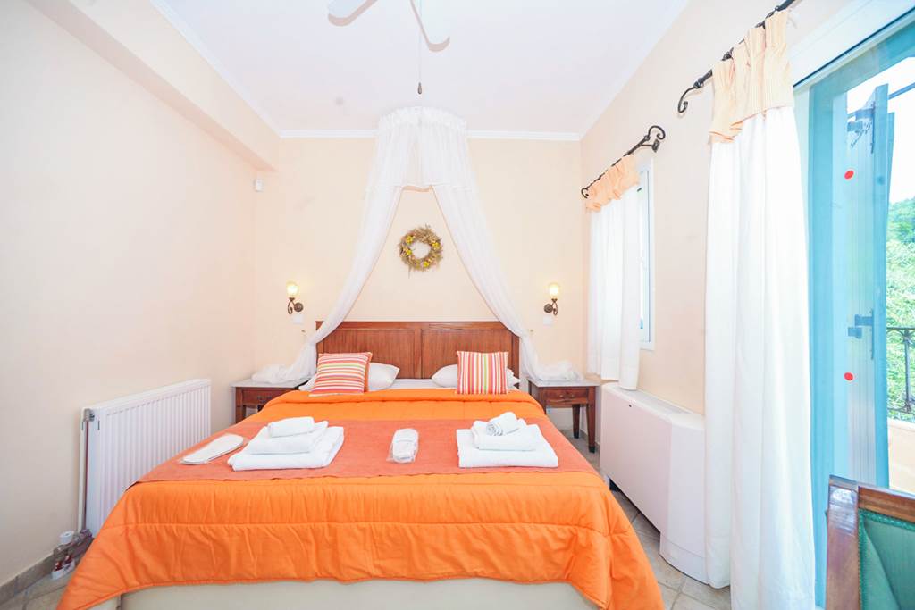 CFU_86779_Villa_Portokalia_Yaliskari_Bay_0124_03.jpg