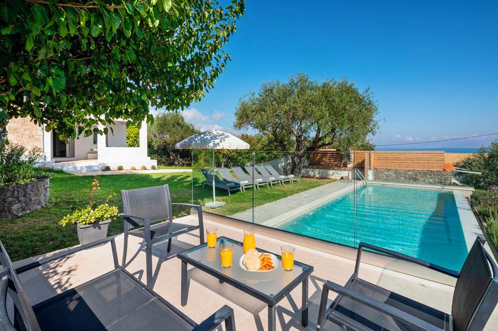 CFU_86528_Villa_Alkyoni_Mare_1223_03.jpg