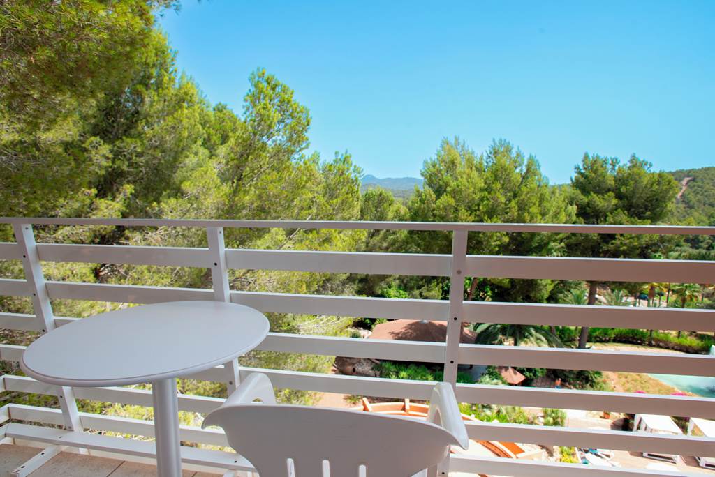 PMI_85484_Ona_Palmira_Suites_0824_20.jpg