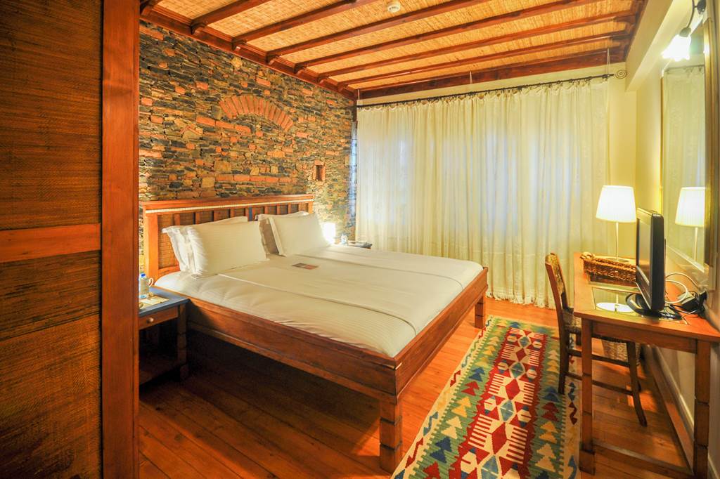 BJV_84620_El_Vino_Hotel_&_Suites_1122_05.jpg