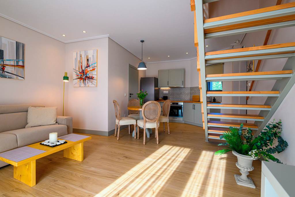 KLX_85488_Kannas_Luxury_Suites_0524_11.jpg