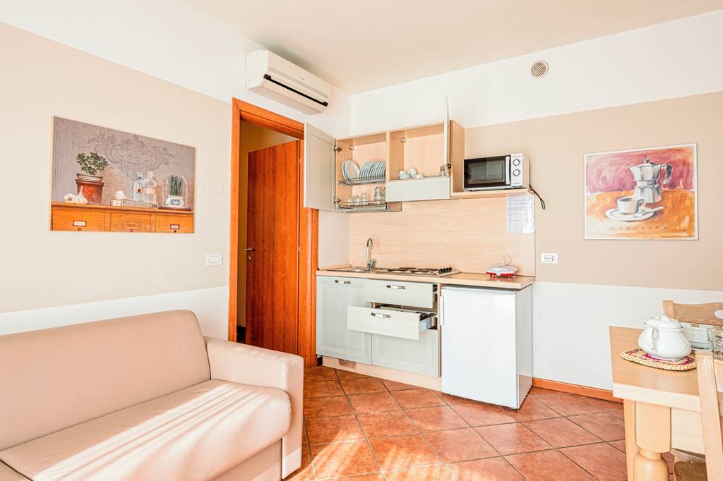 VRN_86964_Residence_Eden_1223_07.jpg