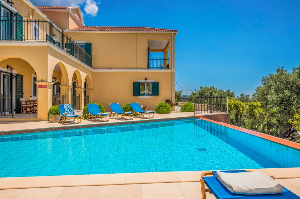 EFL_85926_Villa_Mihass_0823_02.jpg
