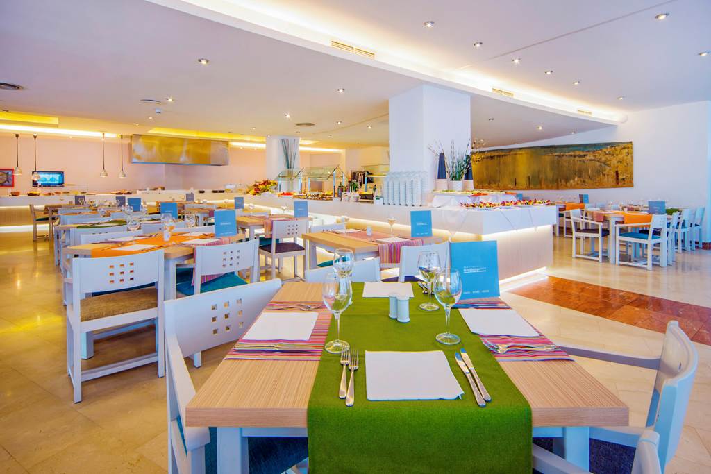 PMI_88629_Fontanellas_Playa_Aparthotel_1224_23.jpg