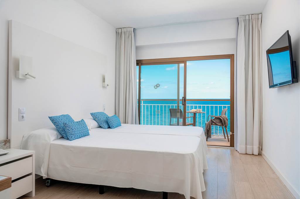 PMI_73544_Hotel_Atolon_0623_03.jpg