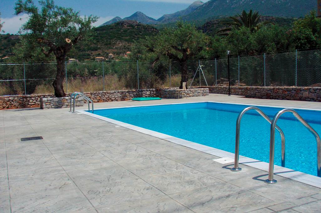 KLX_85780_Io_Villas_0823_01.jpg