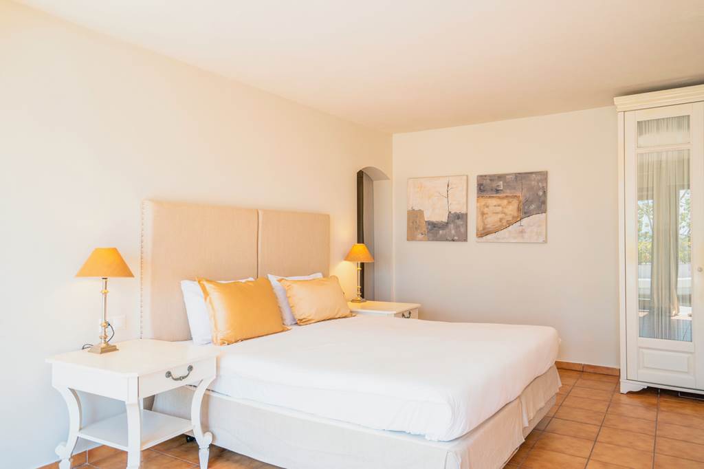 JSI_81833_Aegean_Suites_0323_10.jpg