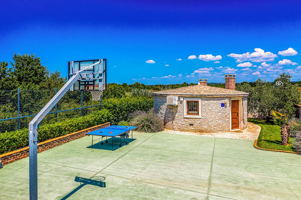 PUY_86391_Villa_Idlewood_1123_13.jpg