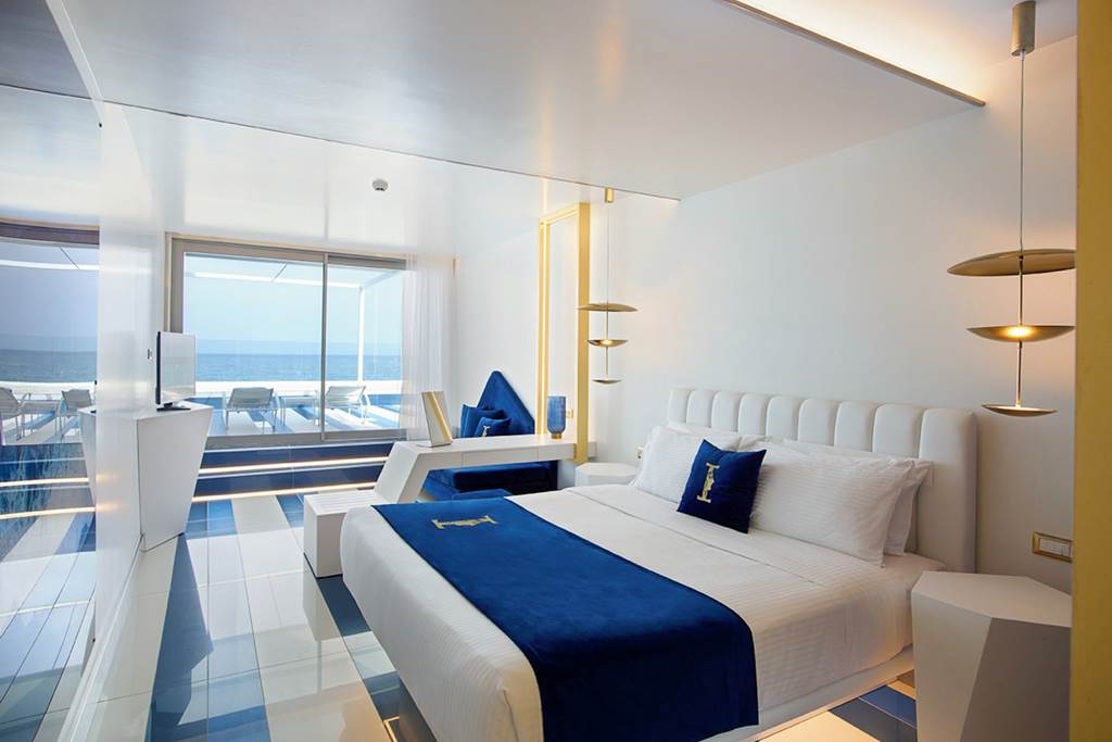 HER_81646_I_Resort_Beach_Hotel_&_Spa_0824_03.jpg