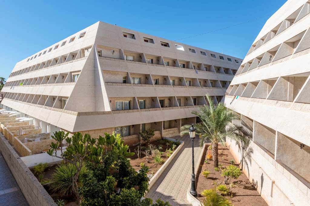 TFS_69386_Aparthotel_Las_Piramides_1018_11.jpg