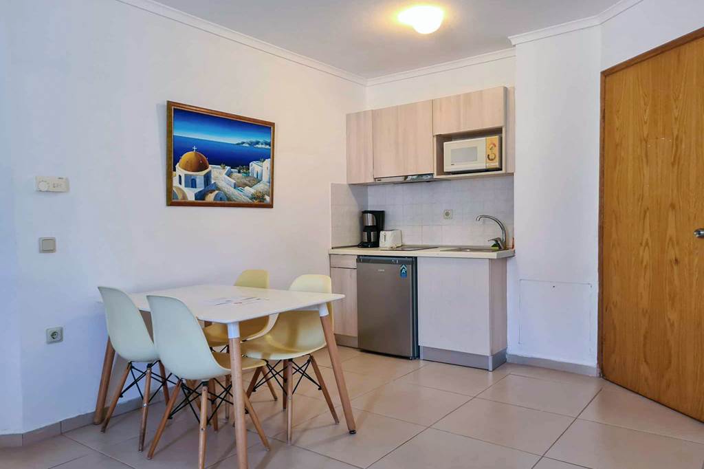 KGS_81024_Aegean_Blu_Hotel_Apartments_1024_01.jpg