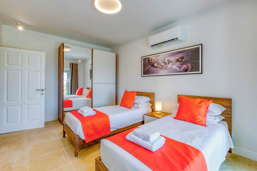 MLA_87754_Gozo_Villas-_Ta_Guza_4_Bedroom_Villa_1124_13.jpg