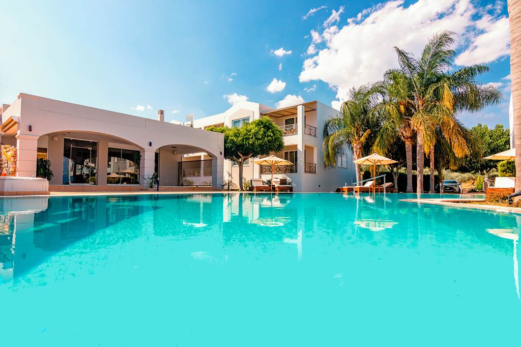 KLX_88149_Colonides_Beach_Hotel_0924_07.jpg