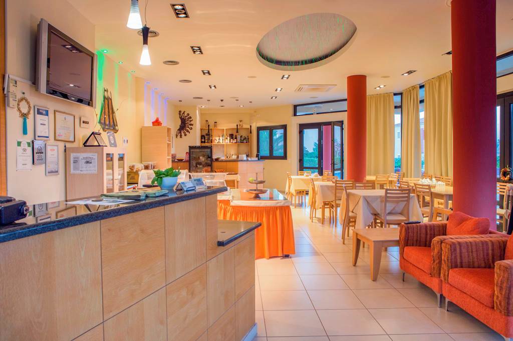 MJT_81749_Aeolian_Gaea_Hotel_1219_08.jpg