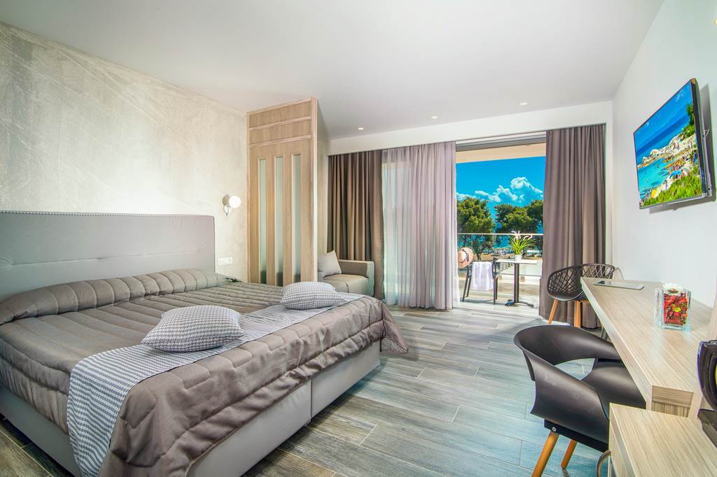 SKG_77437_Lagomandra_Beach_Hotel_0723_07.jpg