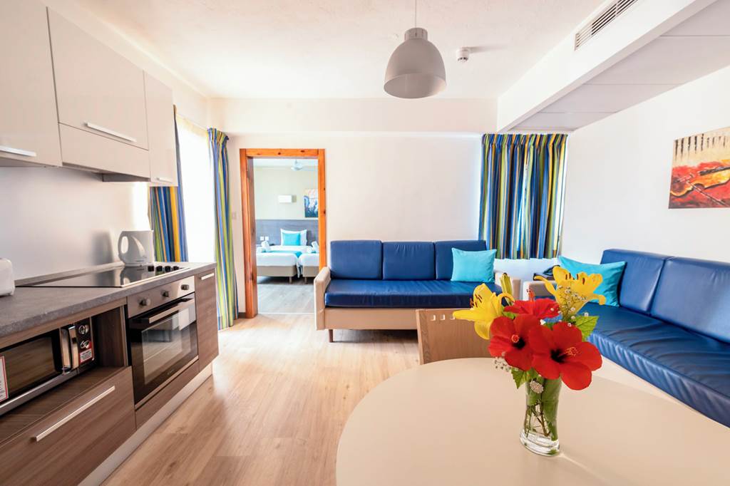 MLA_84230_Sunseeker_Holiday_Complex_0922_01.jpg