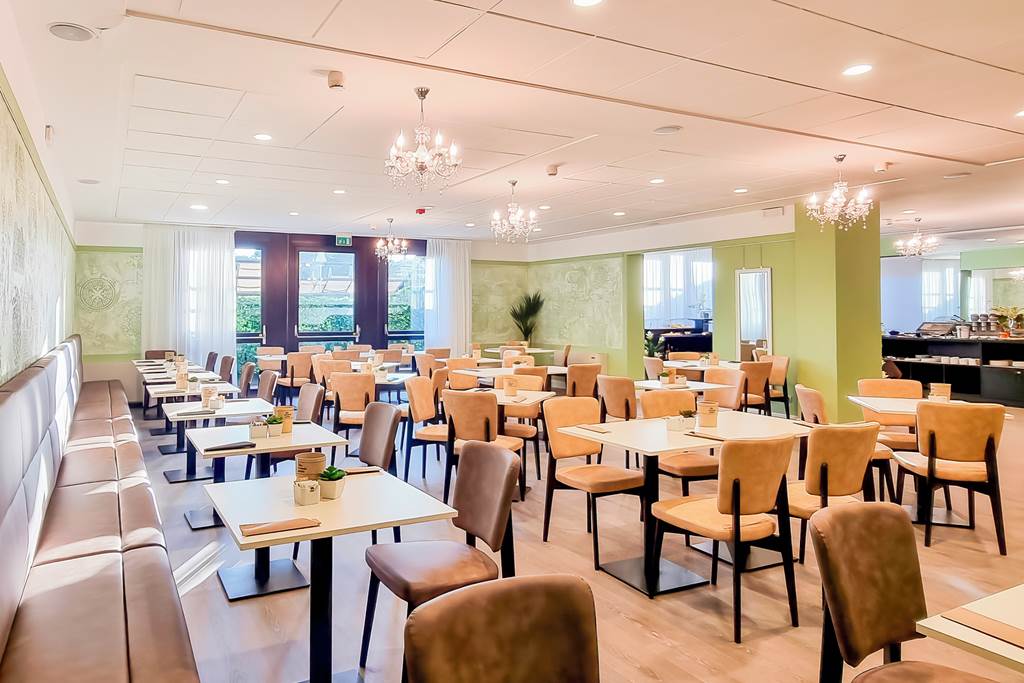 VRN_84728_Hotel_Puccini_Peschiera_0223_08.jpg