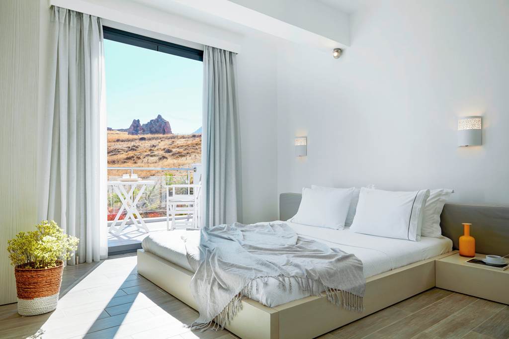 MJT_86483_Eleia_Seafront_Villas_1223_17.jpg