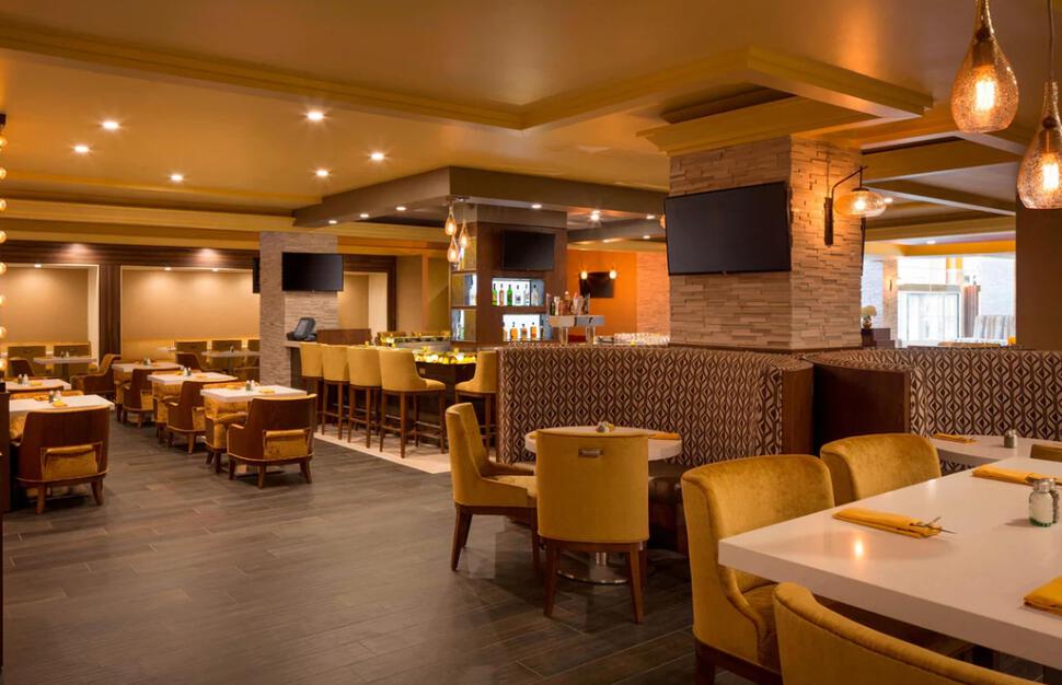 Monterey-Marriott-5.jpg