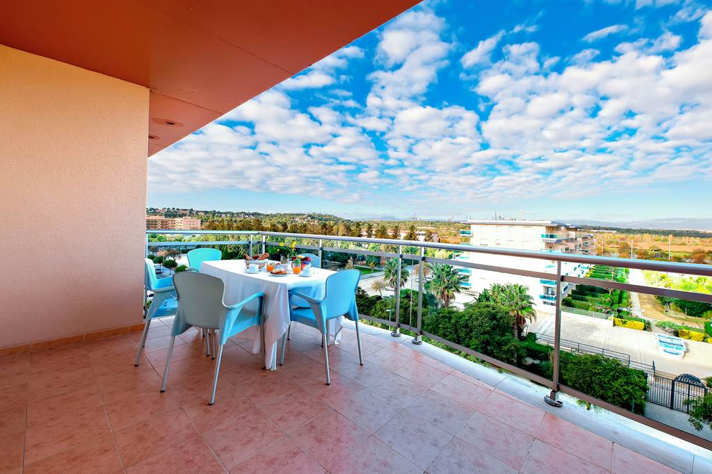 REU_71908_Pineda_Park_Apartments_1220_08.jpg