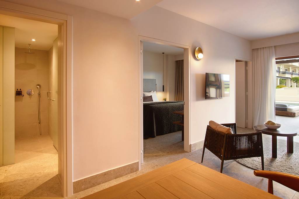 CHQ_83613_Asterion_Suites_&_Spa_0223_05.jpg