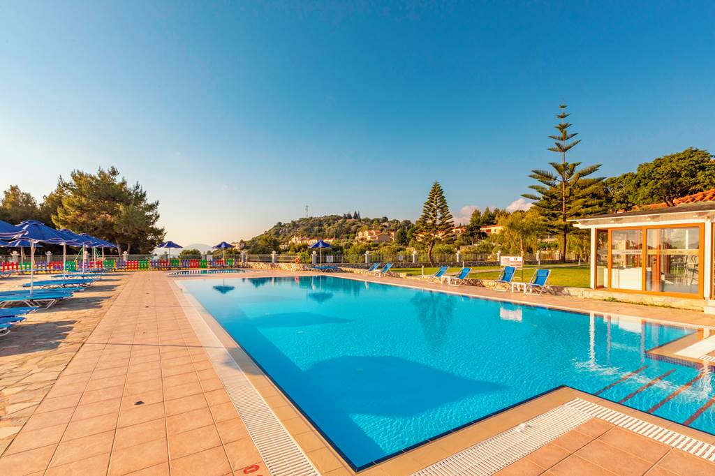 EFL_79843_Panorama_Village_0619_05.jpg
