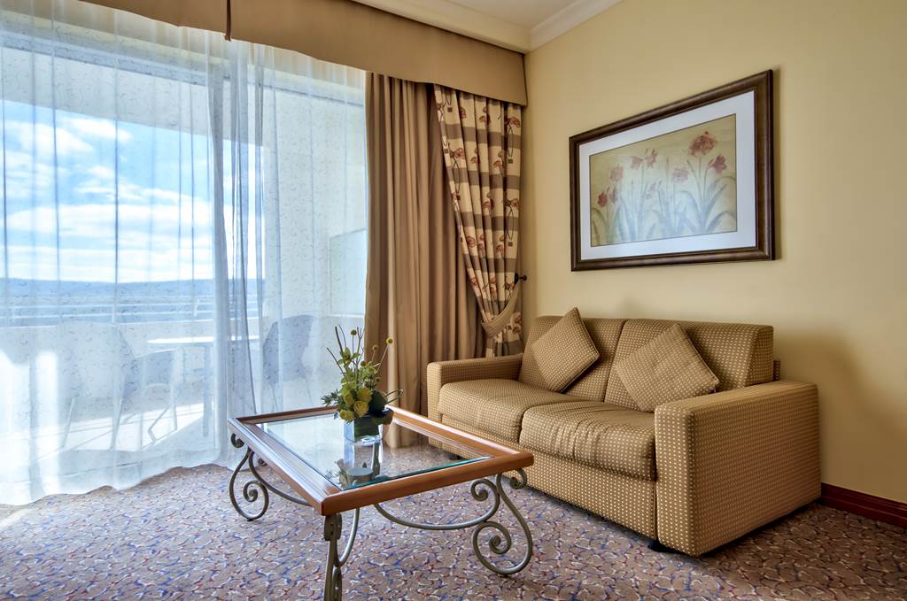 MLA_72790_Radisson_Blu_Resort_&_Spa_Golden_Sands_0222_12.jpg