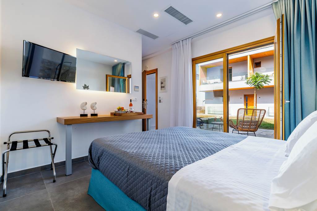 JSI_82490_Olia_Green_Residence_1123_03.jpg