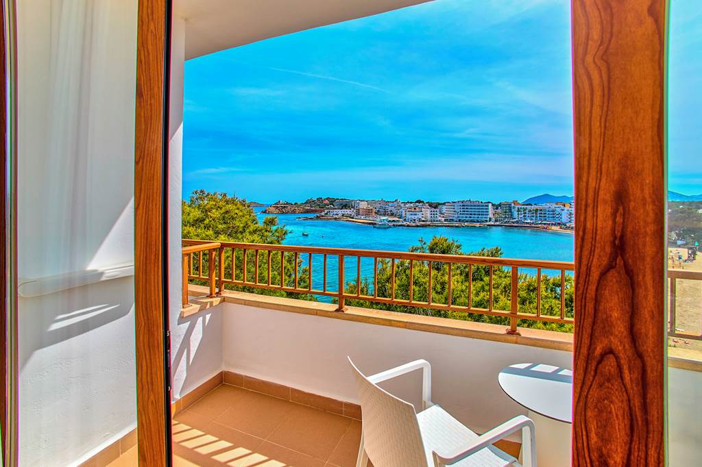 IBZ_76985_Leonardo_Royal_Hotel_Ibiza_&_Suites_formerly_Alua_Miami_Ibiza_0623_19.jpg