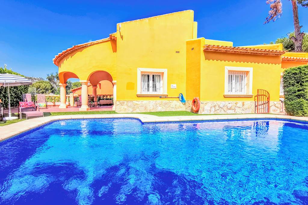 ALC_88571_Villa_Monte_Cereza_1224_04.jpg