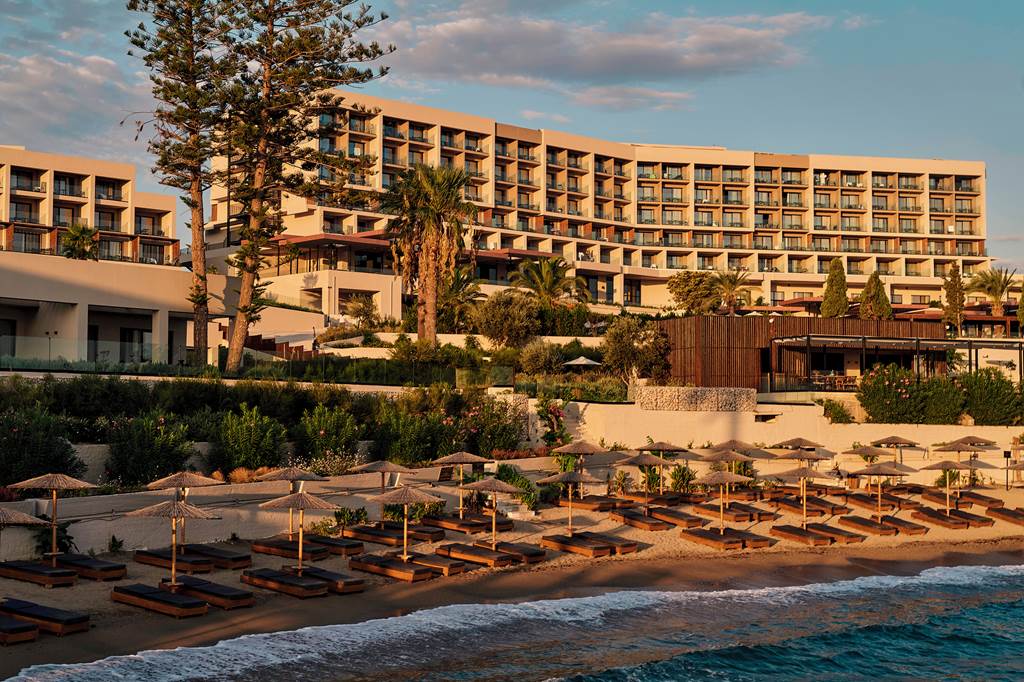 RHO_86482_Helea_Family_Beach_Resort_0225_02.jpg
