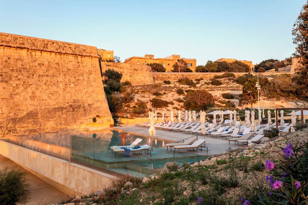MLA_77786_The_Phoenicia_1122_11.jpg
