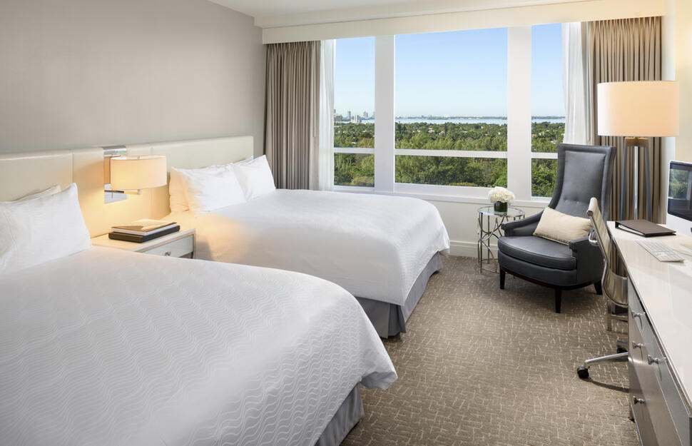 Fontainebleau-Miami-Beach-19.jpg