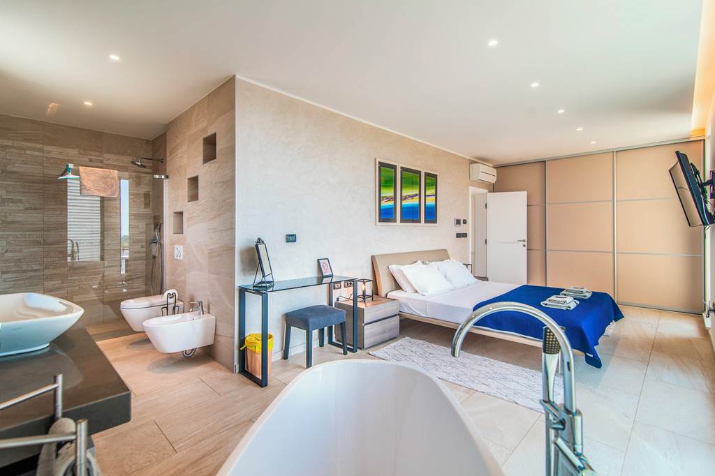 PUY_86891_Villa_Signature_Embrace_0124_07.jpg
