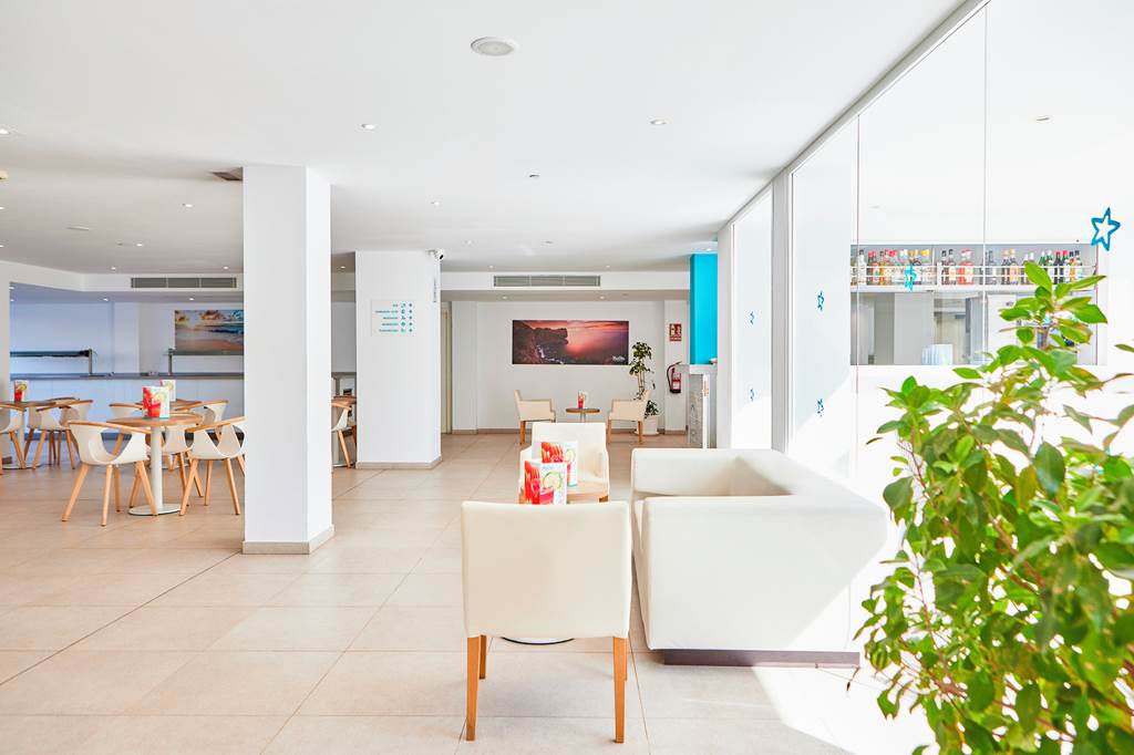 PMI_74467_Hotel_Ilusion_Calma_&_Spa_0324_32.jpg