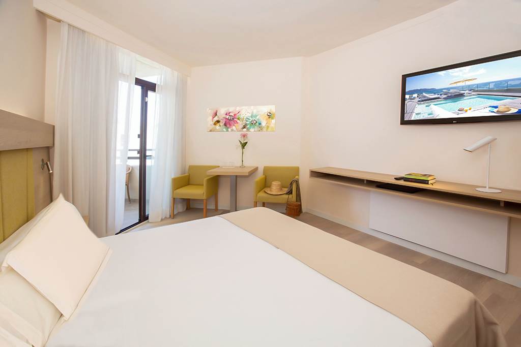 PMI_83377_Hotel_Sabina_Playa_0722_01.jpg