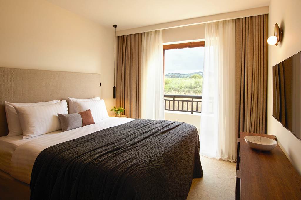 CHQ_83613_Asterion_Suites_&_Spa_0223_28.jpg