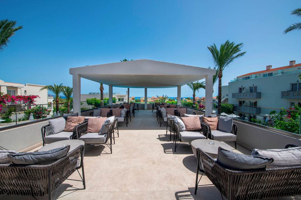 CHQ_80642_Selini_Suites_0724_04.jpg